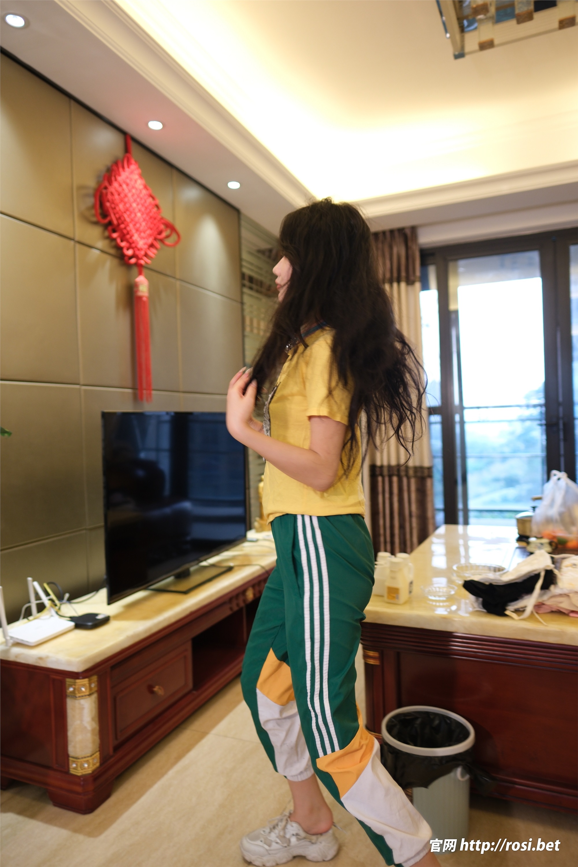 ROSI写真 2025.10.25 NO.5073